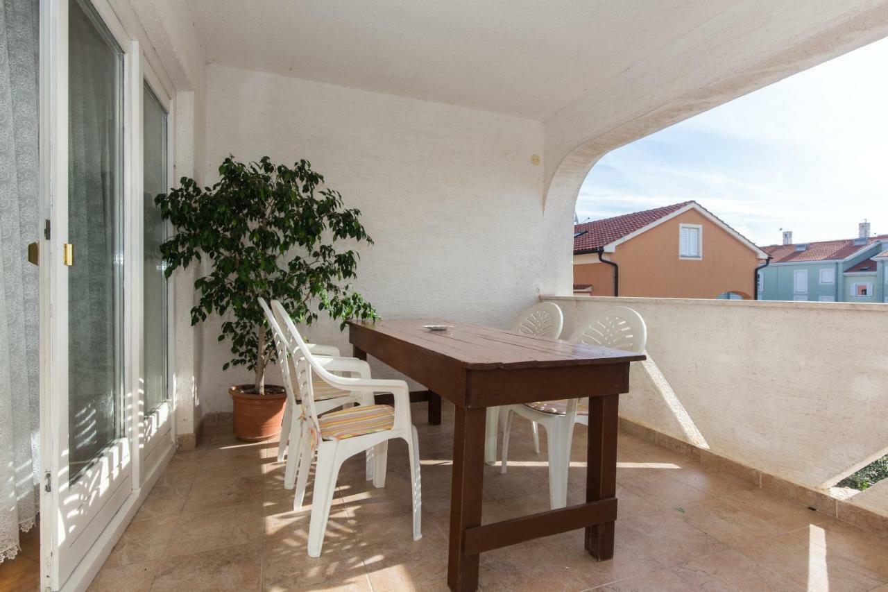 Apartment Pavacic Krk Town Exterior photo